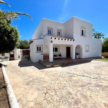 Celebrate Life'S Precious Moments At Can Saca! Sant Jordi de ses Salines Exterior photo
